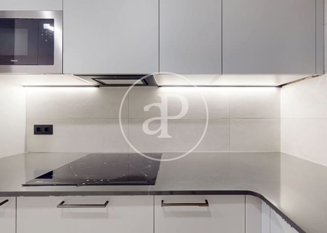 3 makuuhuone Huoneisto myytävänä paikassa Sant Antoni, Barcelona kaupunki - 618 000 € (Ref: 9347340)