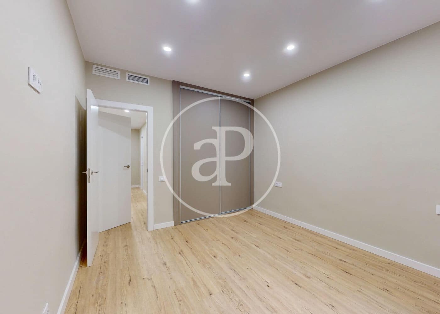 3 makuuhuone Huoneisto myytävänä paikassa Barcelona kaupunki - 618 000 € (Ref: 9347340)