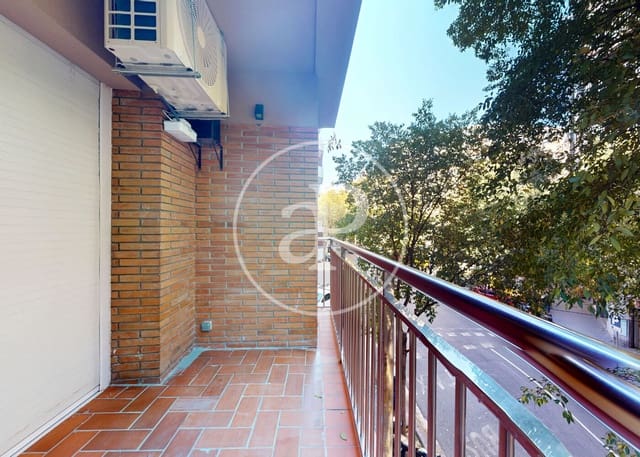 3 makuuhuone Huoneisto myytävänä paikassa Sant Antoni, Barcelona kaupunki - 618 000 € (Ref: 9347340)