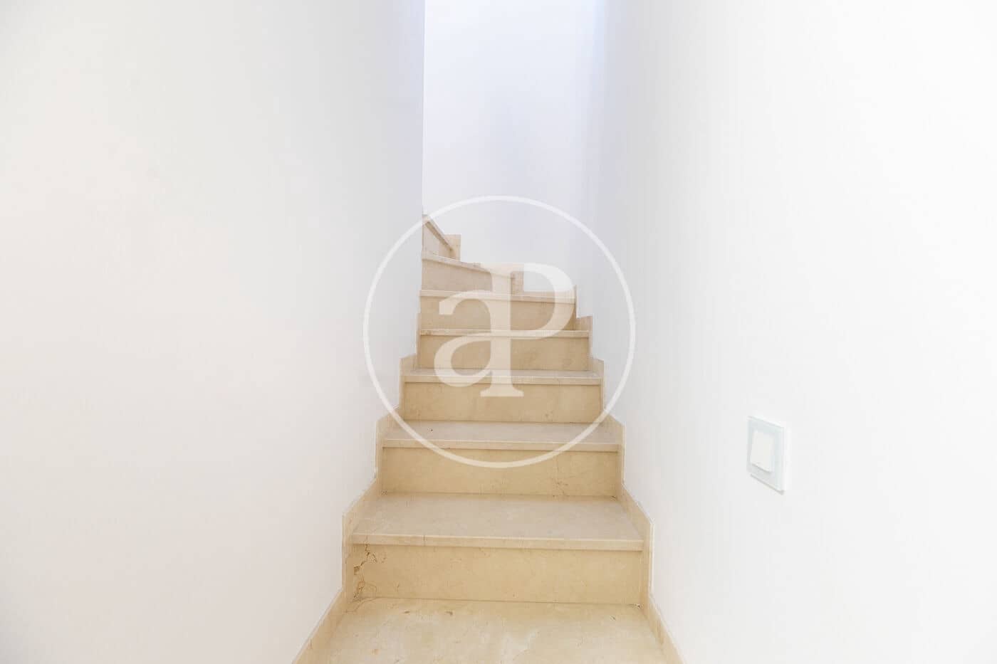 7 soveværelse Villa til salg i Esplugues de Llobregat med swimmingpool - € 1.845.000 (Ref: 9349525)