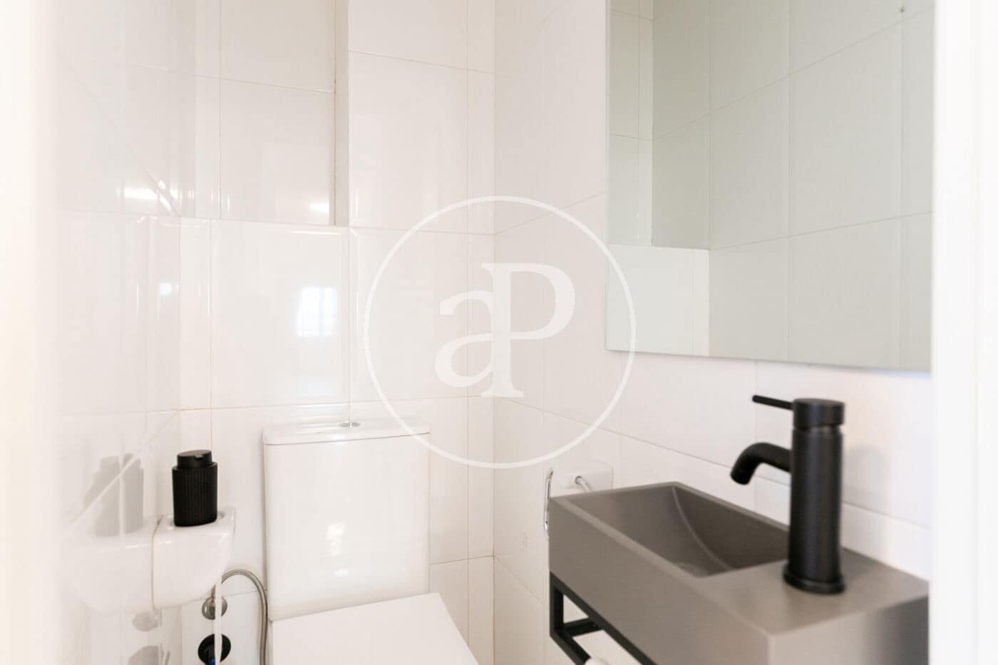 7 soveværelse Villa til salg i Esplugues de Llobregat med swimmingpool - € 1.845.000 (Ref: 9349525)