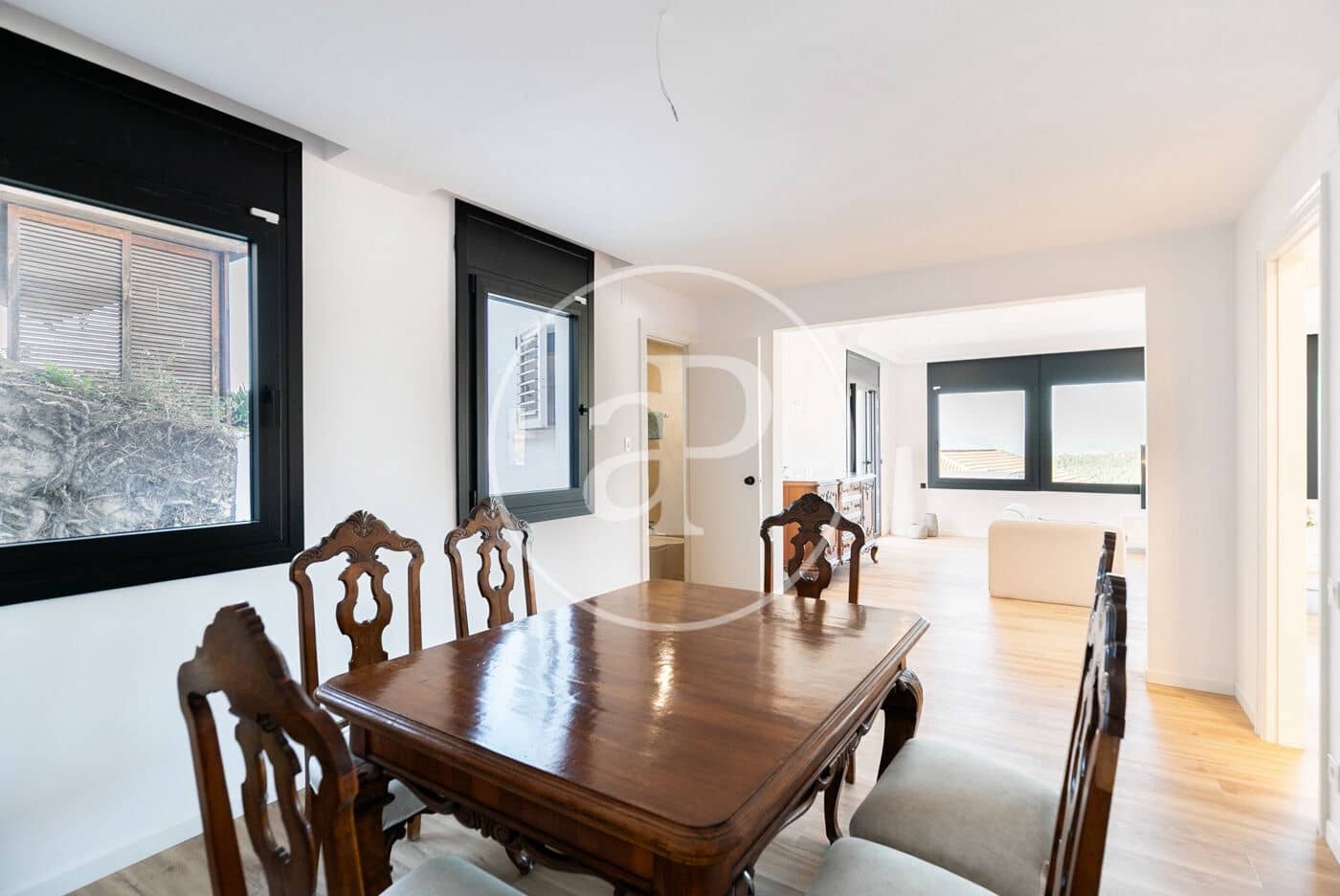 7 soveværelse Villa til salg i Esplugues de Llobregat med swimmingpool - € 1.845.000 (Ref: 9349525)