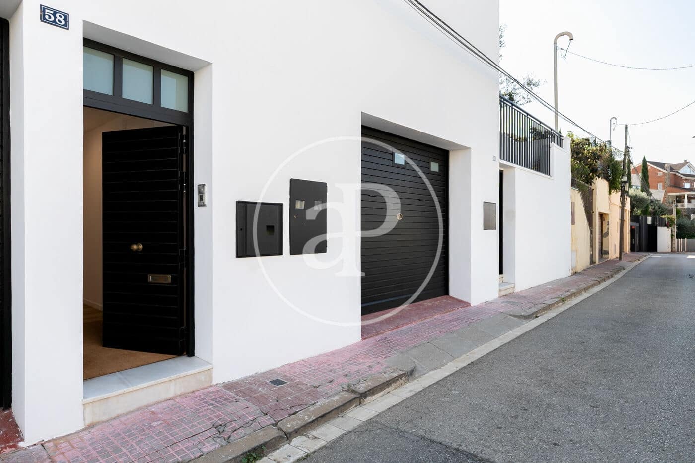 7 soveværelse Villa til salg i Esplugues de Llobregat med swimmingpool - € 1.845.000 (Ref: 9349525)