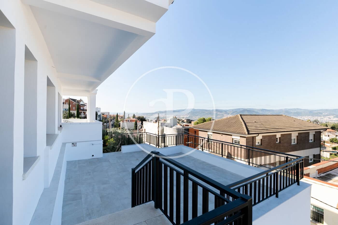 7 soveværelse Villa til salg i Esplugues de Llobregat med swimmingpool - € 1.845.000 (Ref: 9349525)