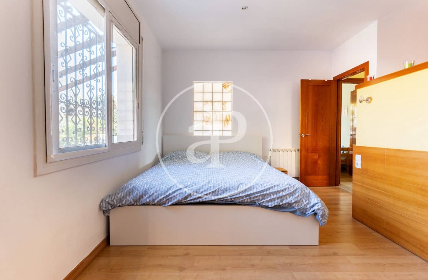 5 makuuhuone Huvila myytävänä paikassa Terrassa mukana uima-altaan - 750 000 € (Ref: 9349526)