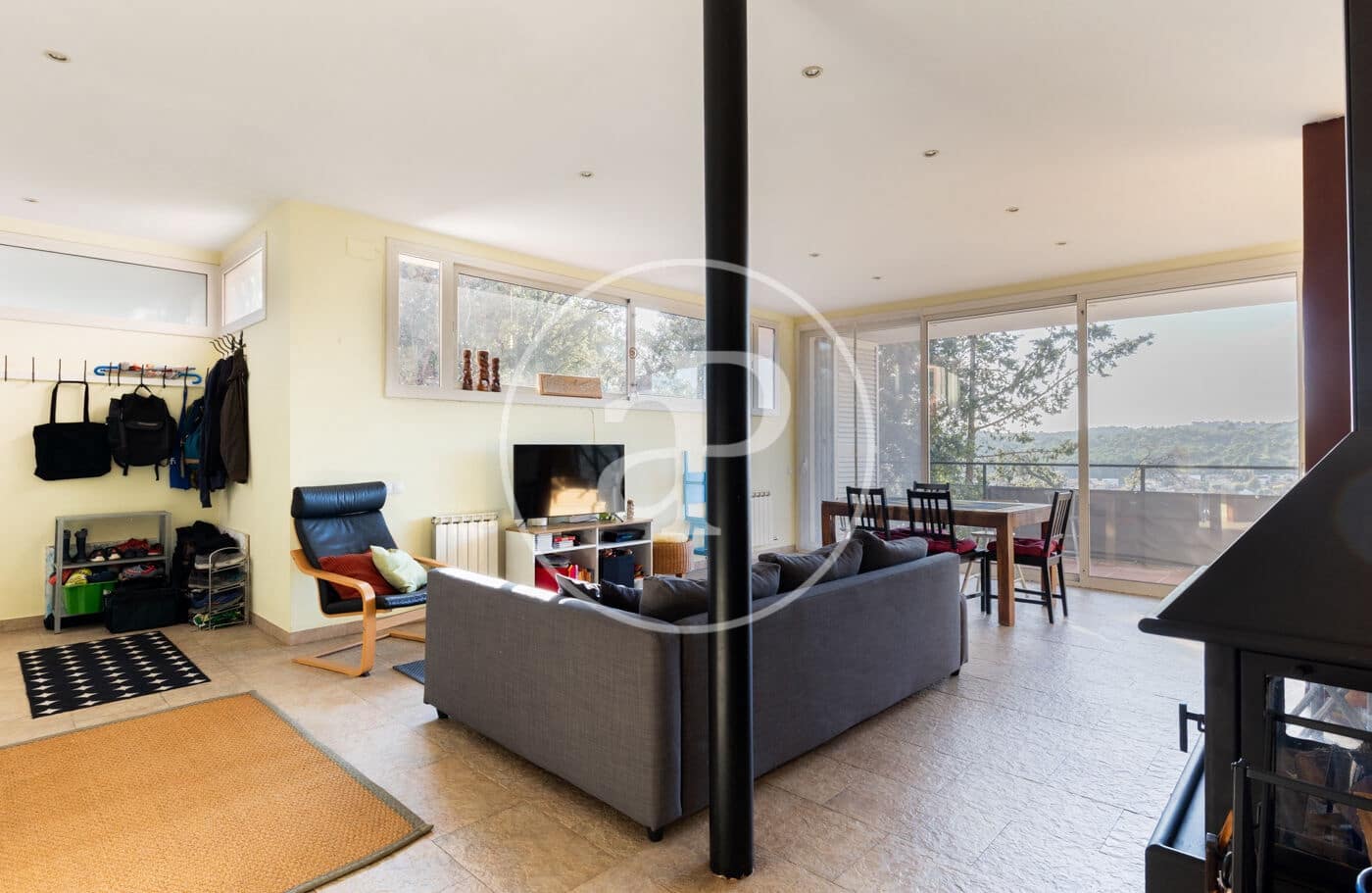 5 makuuhuone Huvila myytävänä paikassa Terrassa mukana uima-altaan - 750 000 € (Ref: 9349526)