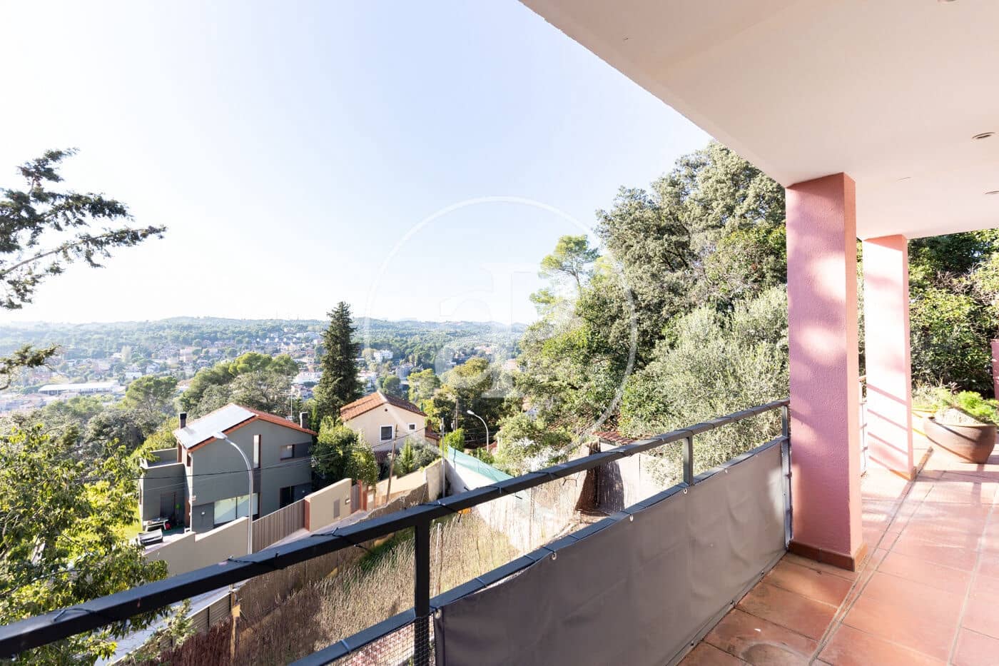 5 makuuhuone Huvila myytävänä paikassa Terrassa mukana uima-altaan - 750 000 € (Ref: 9349526)