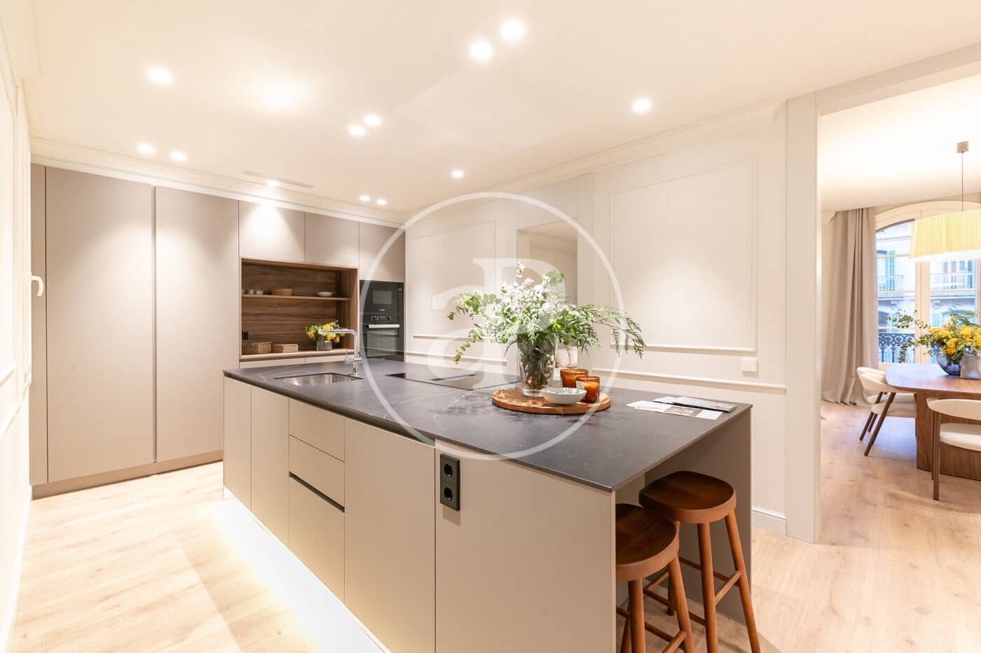 4 bedroom Apartment for sale in Barcelona city - € 1,790,000 (Ref: 9349529)