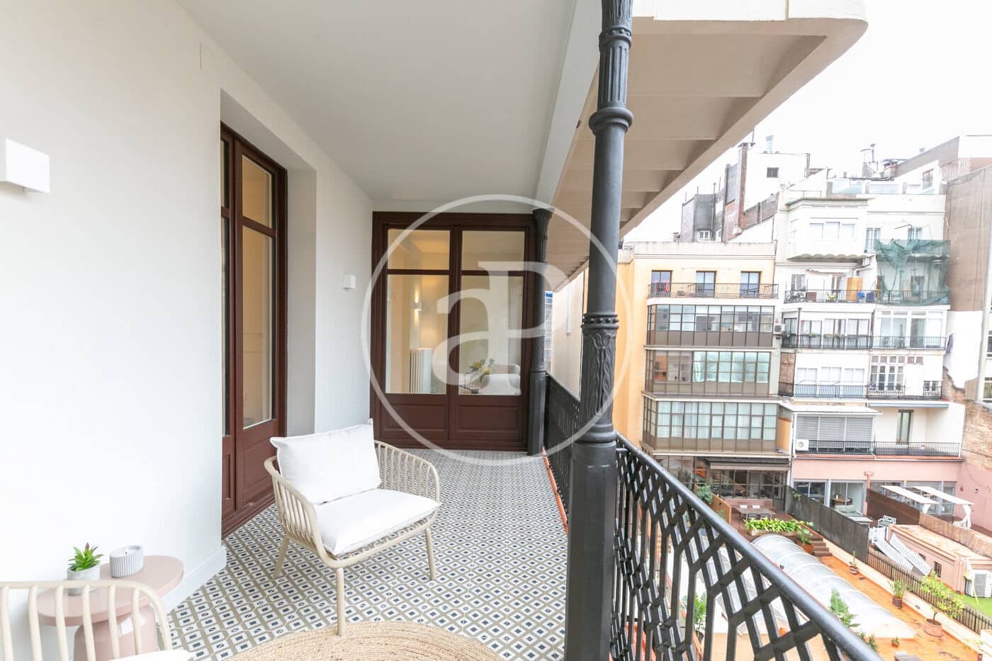 4 bedroom Apartment for sale in Barcelona city - € 1,790,000 (Ref: 9349529)
