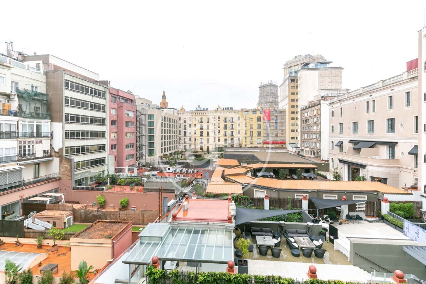 4 bedroom Apartment for sale in Barcelona city - € 1,790,000 (Ref: 9349529)