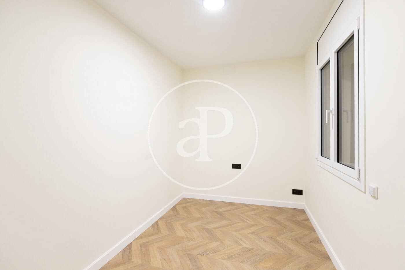 3 bedroom Apartment for sale in Barcelona city - € 650,000 (Ref: 9353606)