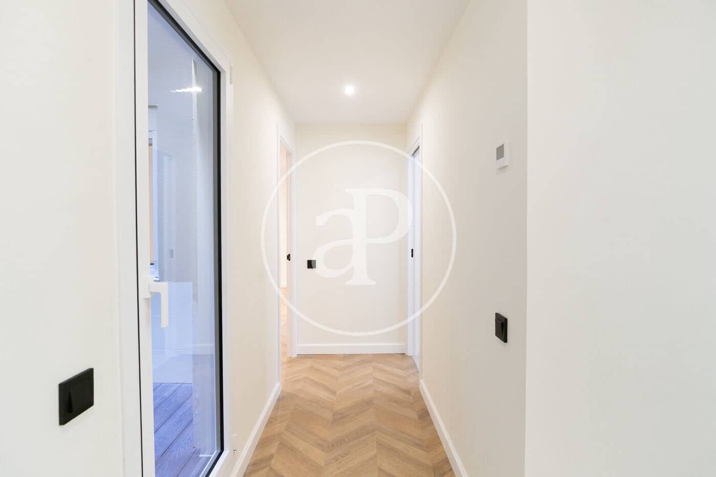 3 bedroom Apartment for sale in Barcelona city - € 650,000 (Ref: 9353606)