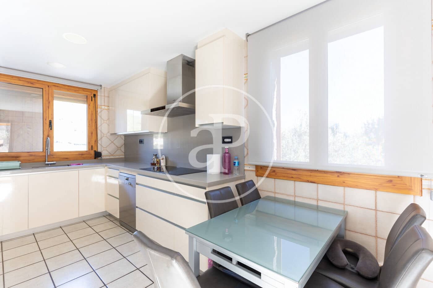 5 soverom Villa til salgs i Castellar del Valles med svømmebasseng - € 680 000 (Ref: 9353607)