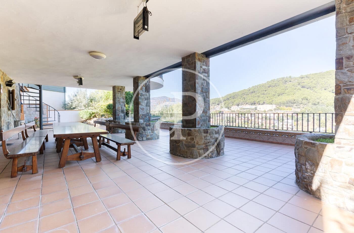 5 soverom Villa til salgs i Castellar del Valles med svømmebasseng - € 680 000 (Ref: 9353607)