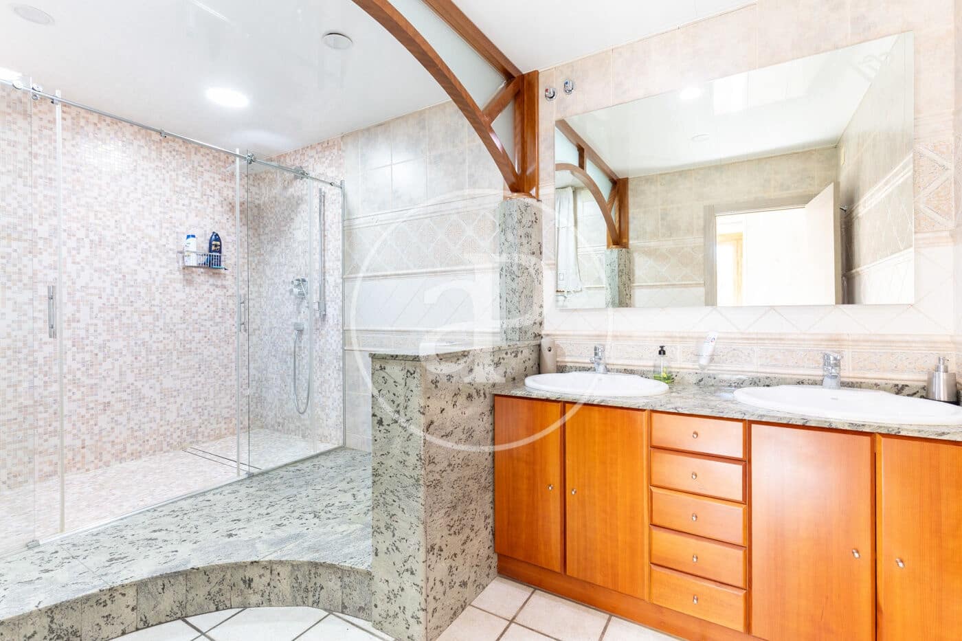 5 soverom Villa til salgs i Castellar del Valles med svømmebasseng - € 680 000 (Ref: 9353607)