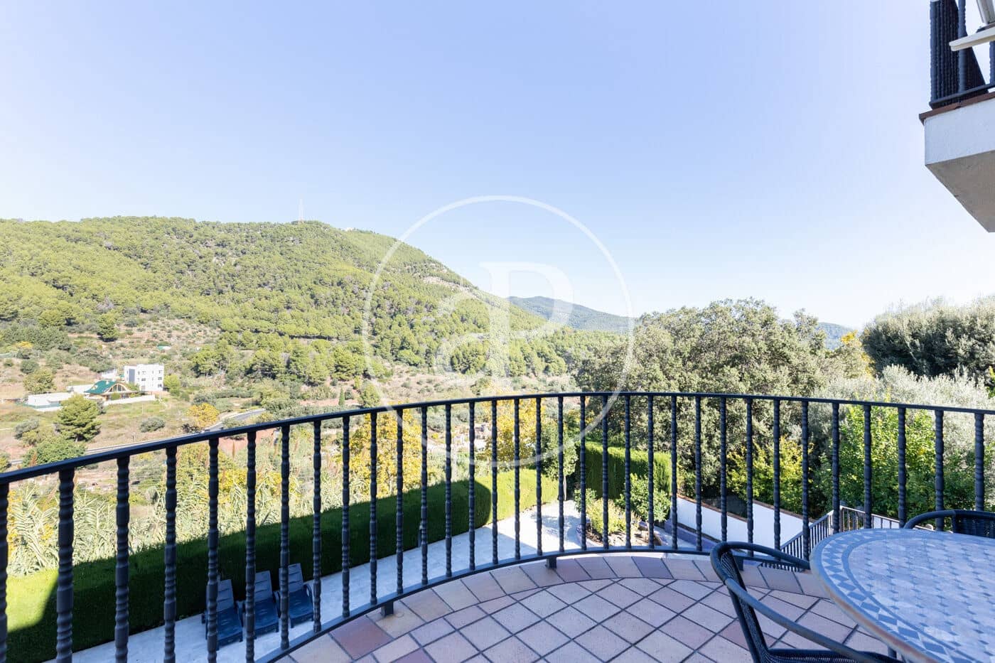 5 soverom Villa til salgs i Castellar del Valles med svømmebasseng - € 680 000 (Ref: 9353607)