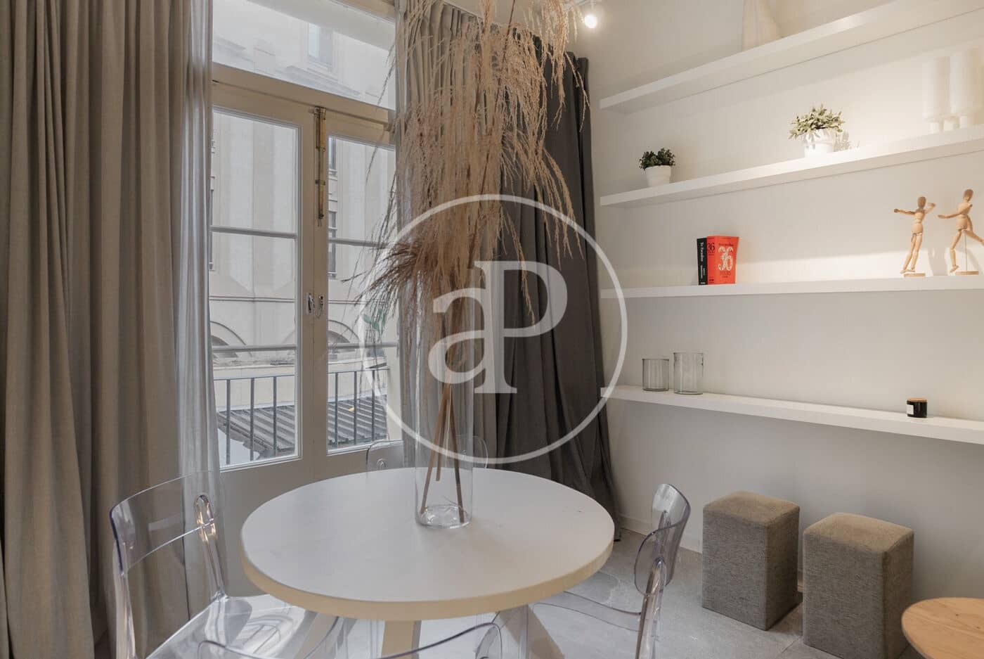 1 bedroom Apartment for sale in Barcelona city - € 230,000 (Ref: 9355822)