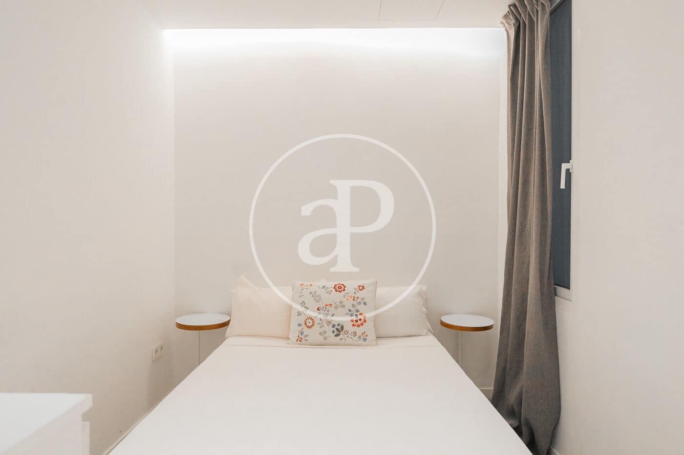 1 bedroom Apartment for sale in Barcelona city - € 230,000 (Ref: 9355822)