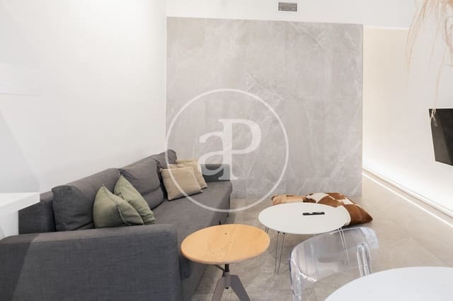 1 bedroom Apartment for sale in El Raval, Barcelona city - € 230,000 (Ref: 9355822)