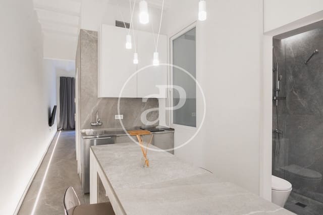 1 bedroom Apartment for sale in El Raval, Barcelona city - € 230,000 (Ref: 9355822)