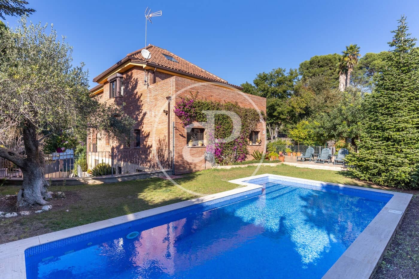 9 soverom Villa til salgs i Valldoreix med svømmebasseng - € 2 600 000 (Ref: 9355823)