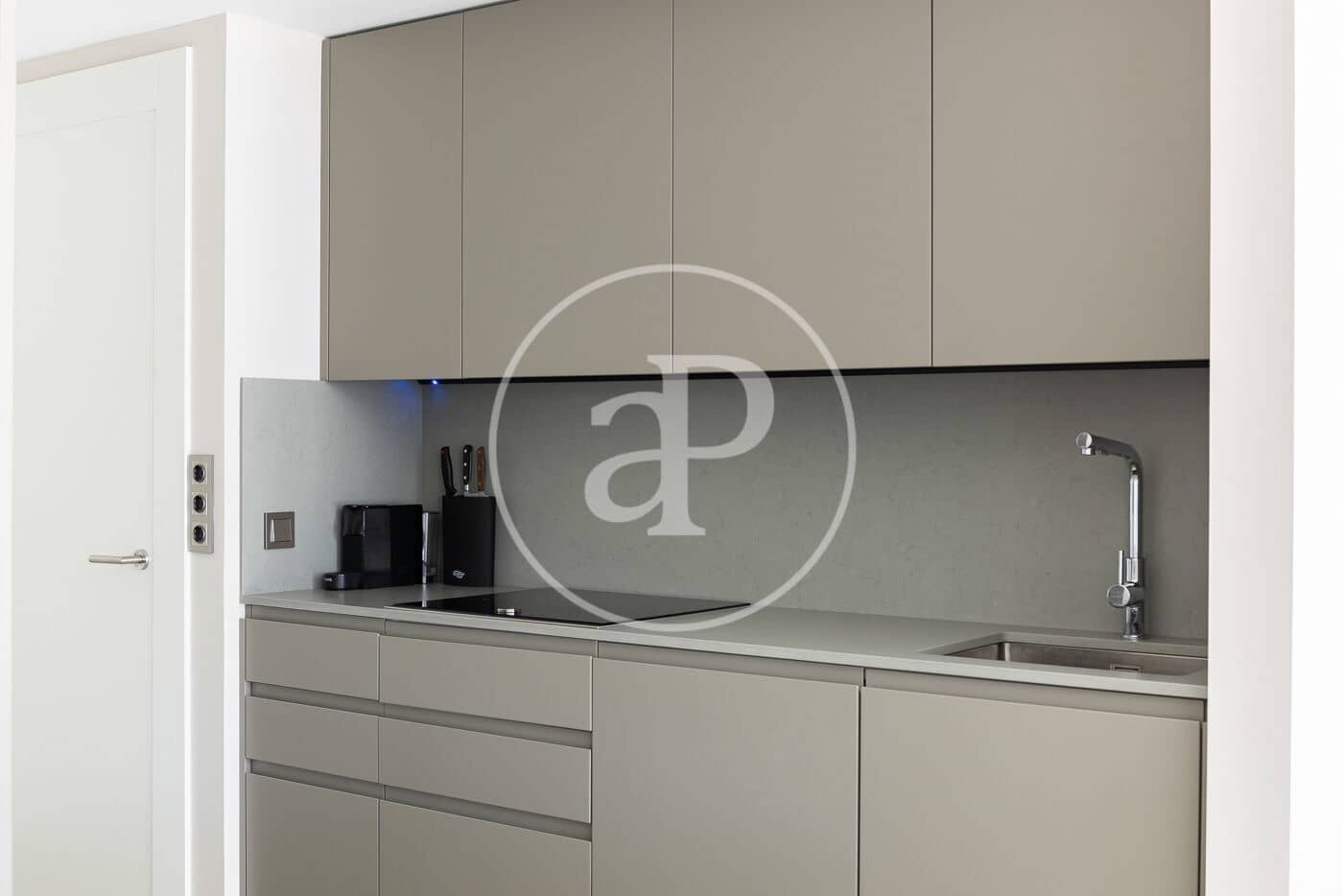 1 sovrum Lägenhet till salu i Esplugues de Llobregat med pool - 620 000 € (Ref: 9355824)