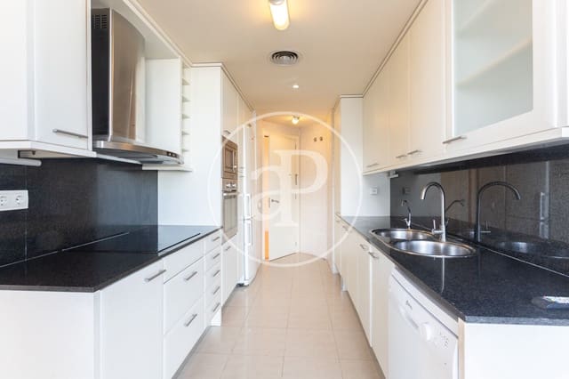 4 makuuhuone Huoneisto vuokrattavana paikassa Diagonal Mar i El Front Marítim del Poblenou, Barcelona kaupunki mukana uima-altaan - 3 700 € (Ref: 9355826)