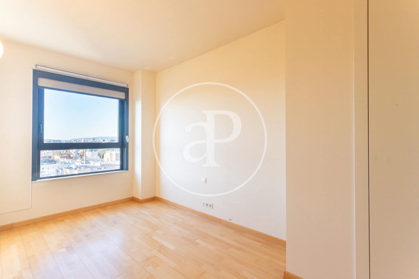 4 camera da letto Appartamento da affittare in Barcelona citta con piscina - 3.700 € (Rif: 9355826)