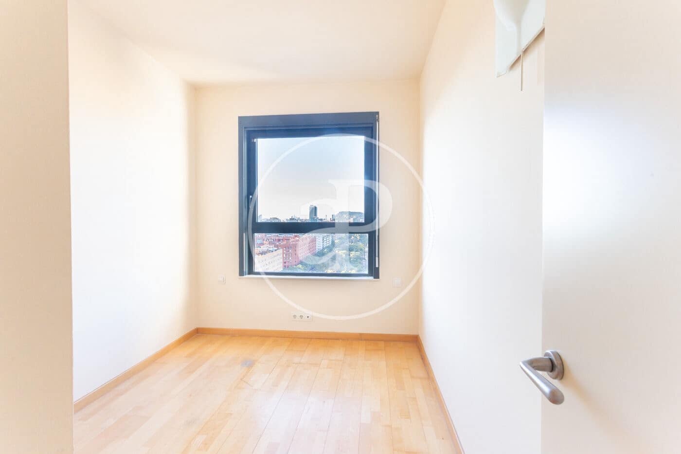 4 camera da letto Appartamento da affittare in Barcelona citta con piscina - 3.700 € (Rif: 9355826)