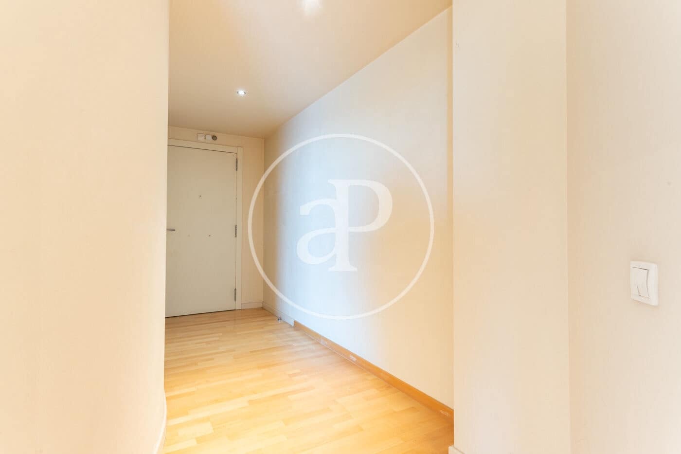 4 camera da letto Appartamento da affittare in Barcelona citta con piscina - 3.700 € (Rif: 9355826)