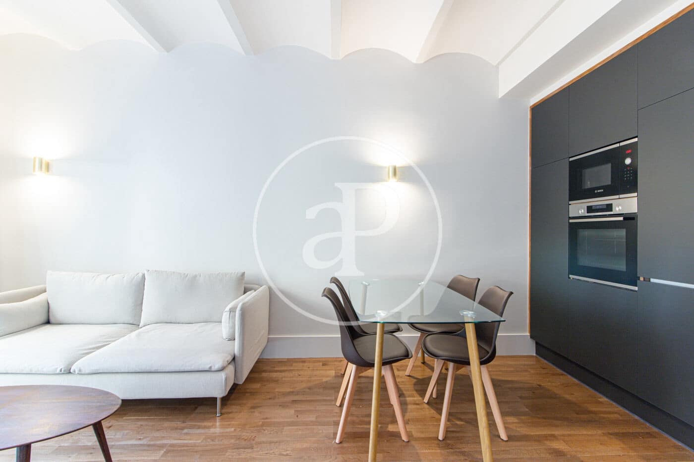 1 makuuhuone Huoneisto vuokrattavana paikassa Barcelona kaupunki - 1 700 € (Ref: 9359571)