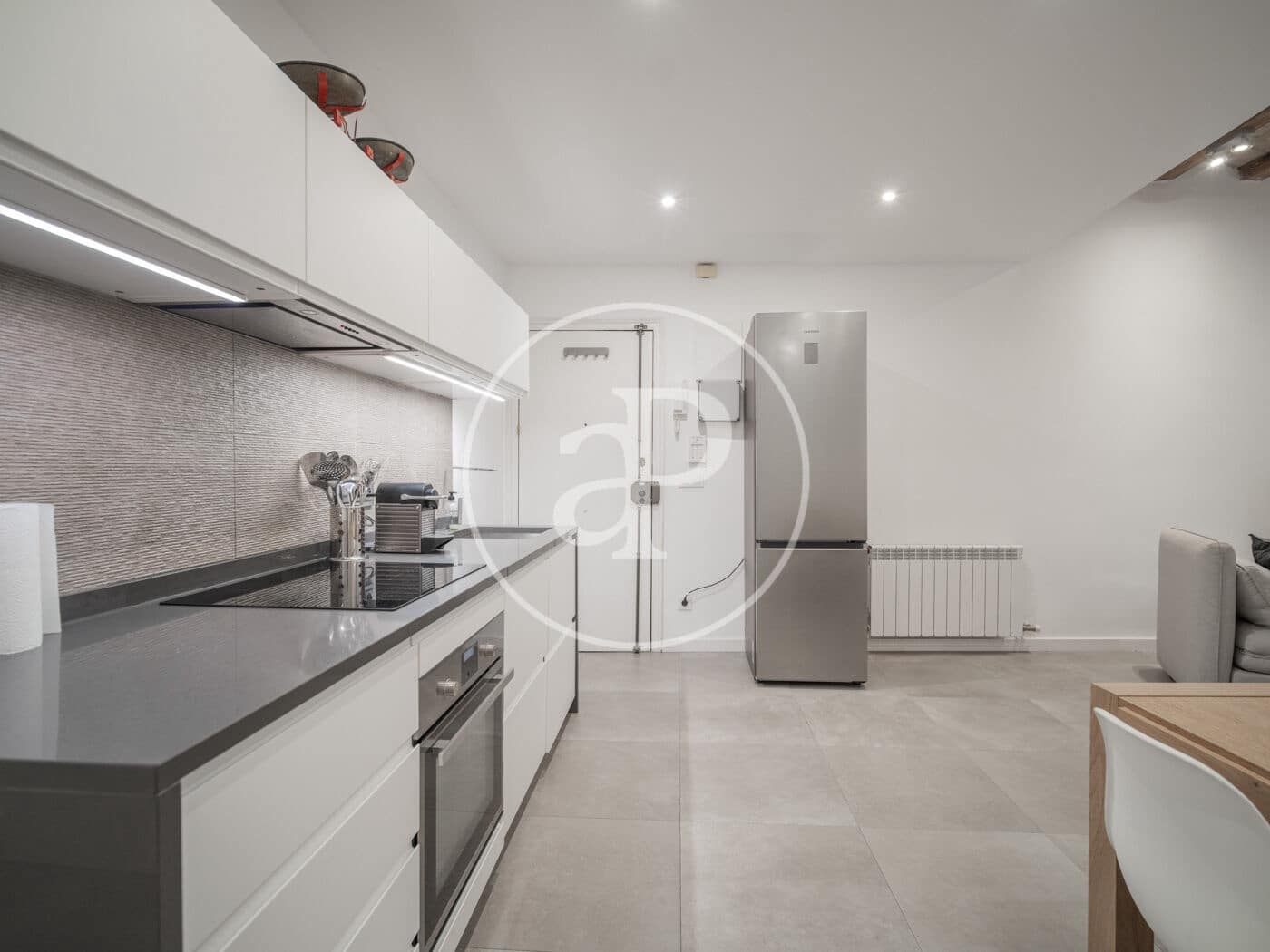 2 slaapkamer Appartement te huur in Barcelona stad - € 1.850 (Ref: 9359572)