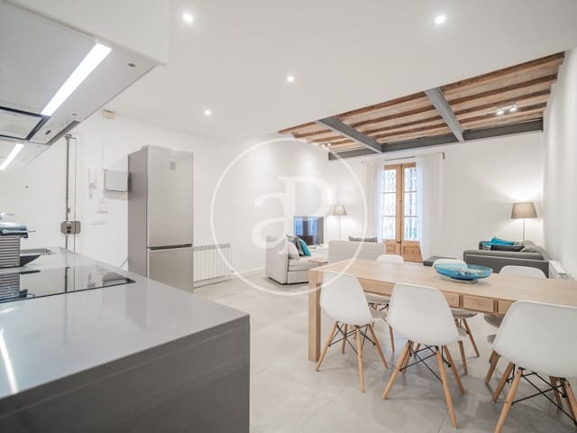 2 bedroom Apartment for rent in El Raval, Barcelona city - € 1,850 (Ref: 9359572)