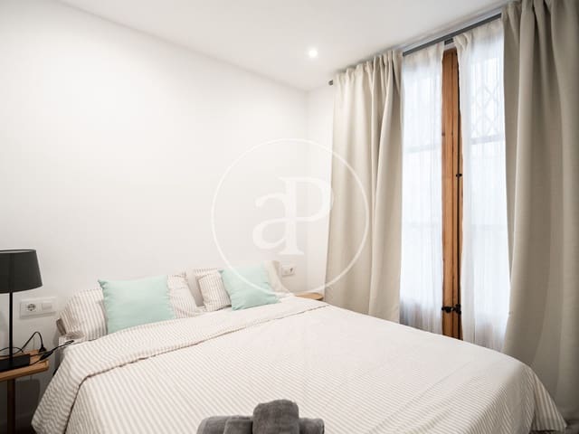 2 bedroom Apartment for rent in El Raval, Barcelona city - € 1,850 (Ref: 9359572)