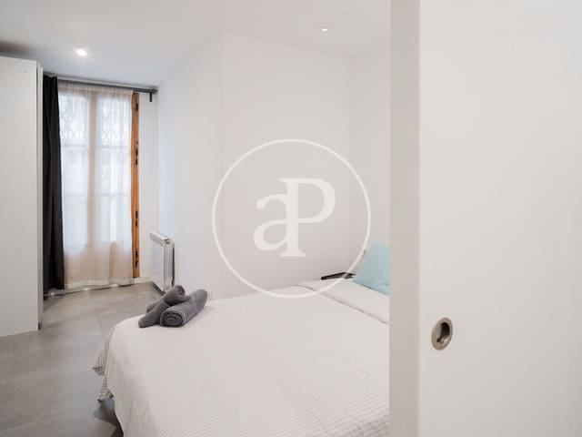2 bedroom Apartment for rent in El Raval, Barcelona city - € 1,850 (Ref: 9359572)