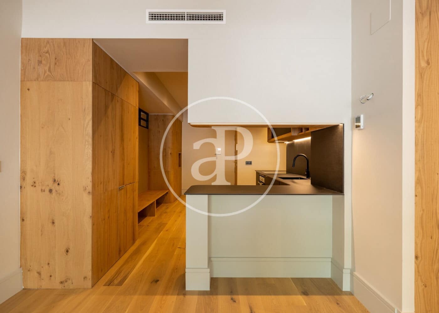 1 soveværelse Lejlighed til salg i Barcelona by - € 399.000 (Ref: 9359574)