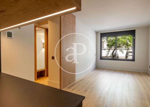1 slaapkamer Appartement te koop in La Sagrada Família, Barcelona stad - € 399.000 (Ref: 9359574)