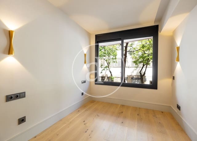 1 slaapkamer Appartement te koop in La Sagrada Família, Barcelona stad - € 399.000 (Ref: 9359574)