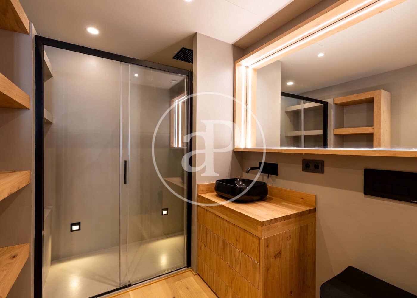 1 soveværelse Lejlighed til salg i Barcelona by - € 399.000 (Ref: 9359574)
