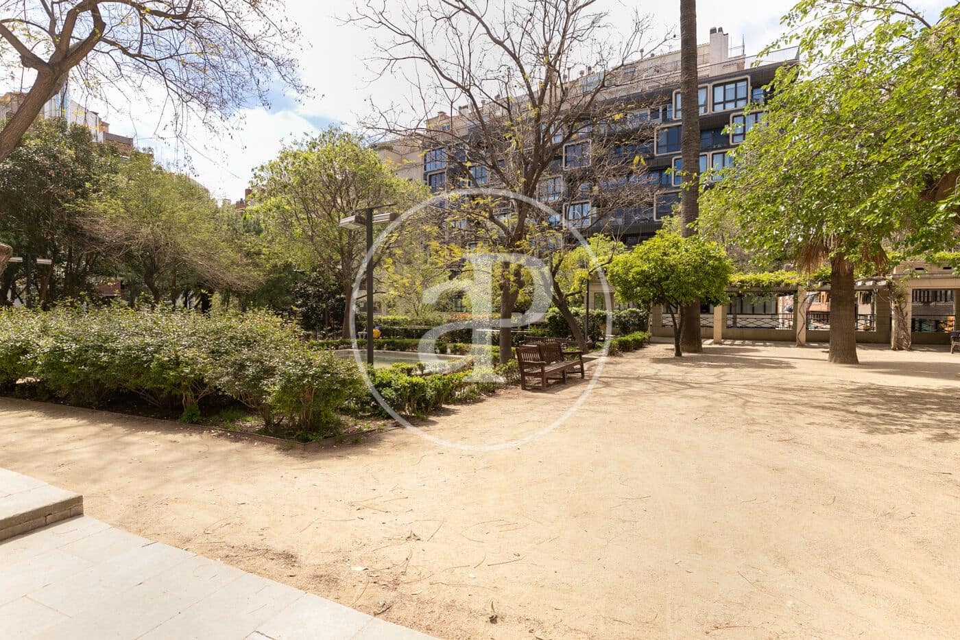 2 bedroom Apartment for sale in Barcelona city - € 845,000 (Ref: 9359575)