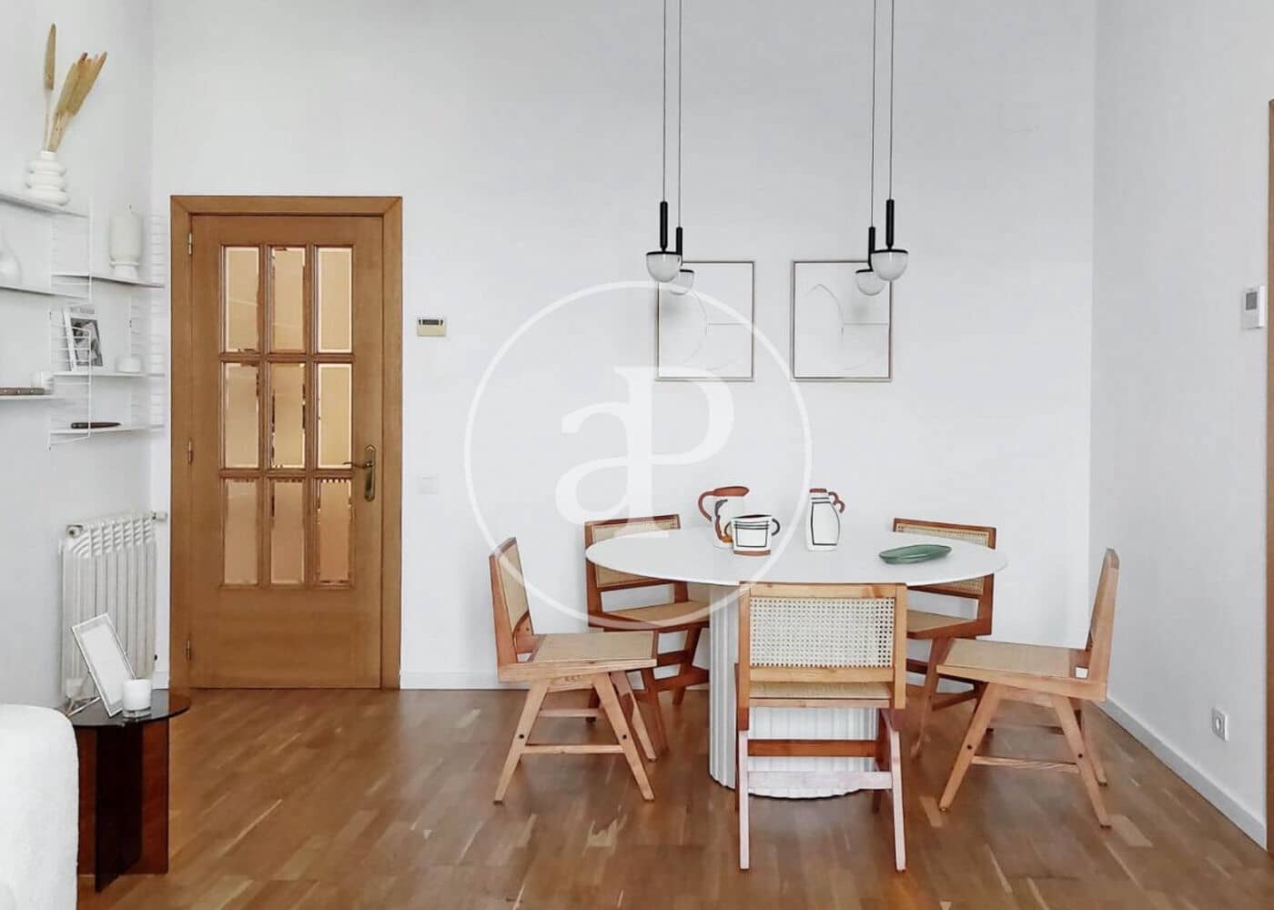 2 slaapkamer Appartement te huur in Barcelona stad - € 2.700 (Ref: 9359579)