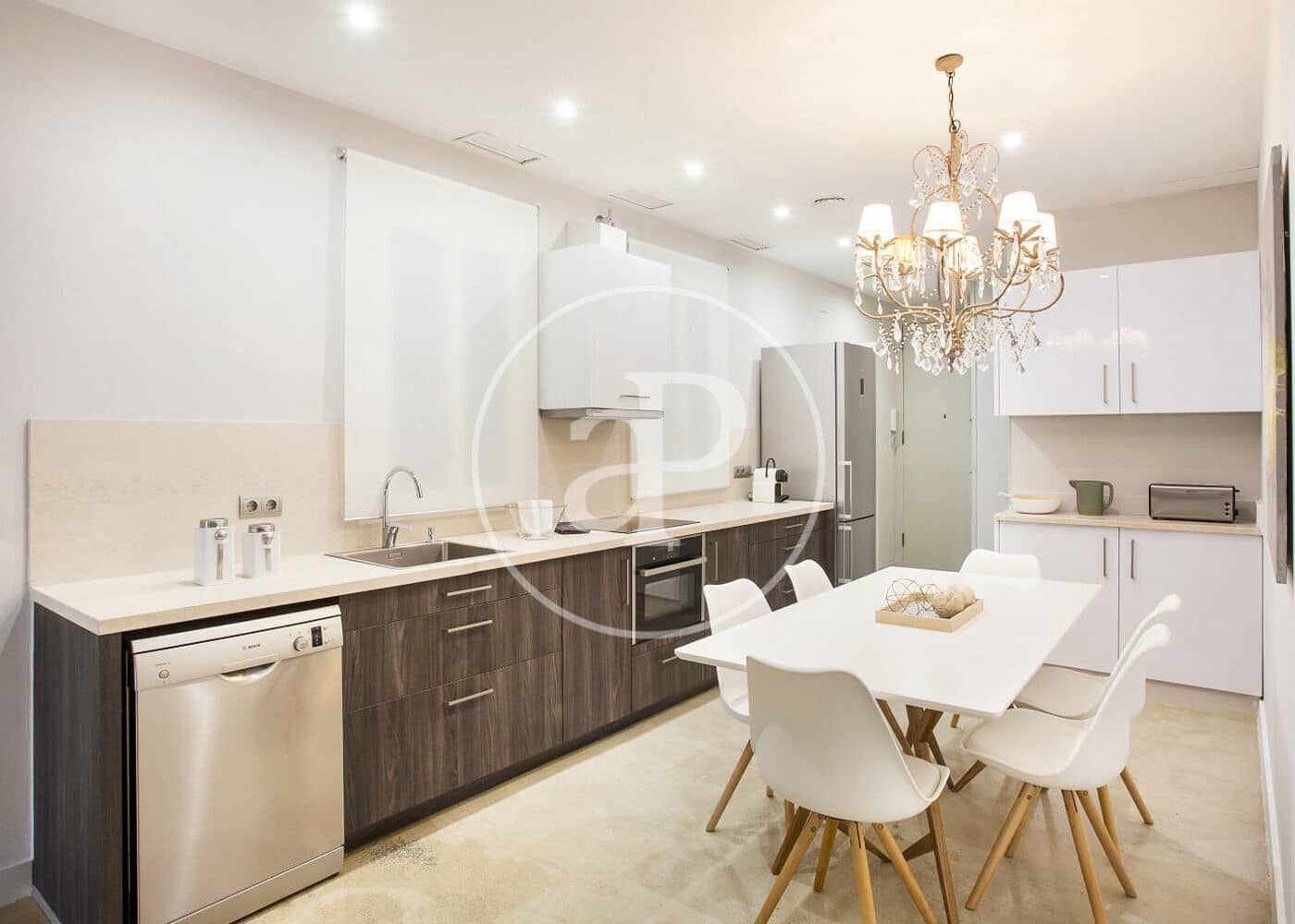 2 soverom Leilighet til leie i Barcelona by - € 2 990 (Ref: 9359581)