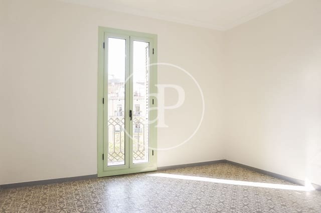 3 soveværelse Lejlighed til salg i Sant Antoni, Barcelona by - € 590.000 (Ref: 9359582)