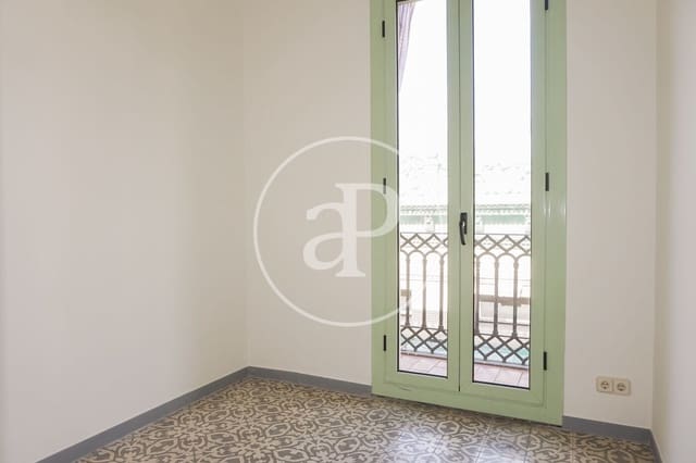 3 soveværelse Lejlighed til salg i Sant Antoni, Barcelona by - € 590.000 (Ref: 9359582)