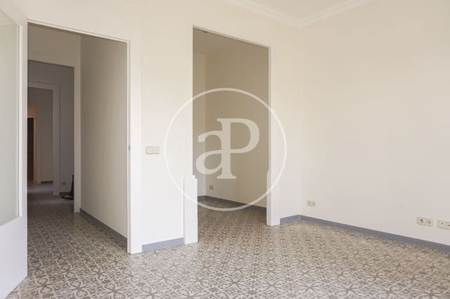 3 soveværelse Lejlighed til salg i Sant Antoni, Barcelona by - € 590.000 (Ref: 9359582)