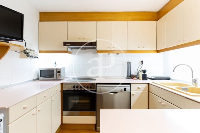 4 makuuhuone Huoneisto myytävänä paikassa Sabadell - 495 000 € (Ref: 9362614)