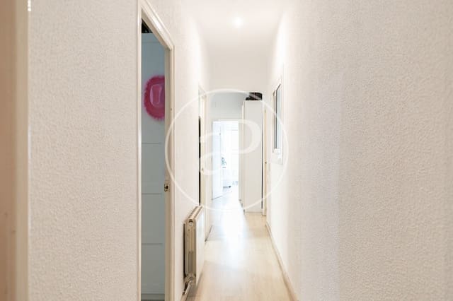 4 soverom Leilighet til salgs i Vallcarca i Els Penitents, Barcelona by - € 485 000 (Ref: 9362622)