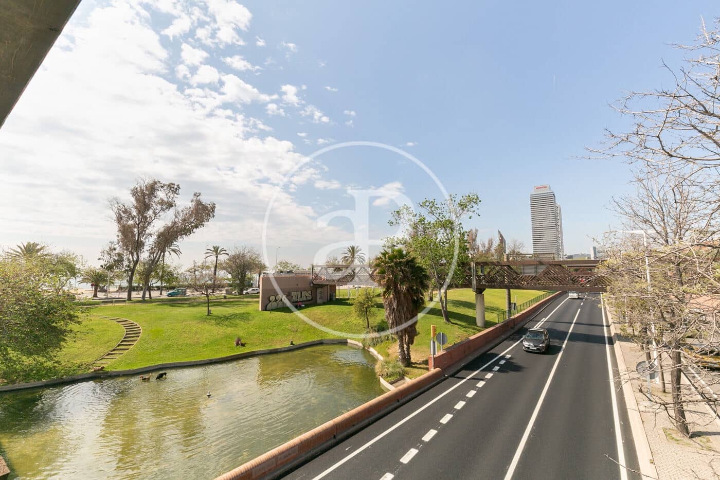 2 slaapkamer Appartement te huur in Barcelona stad - € 2.130 (Ref: 9362626)