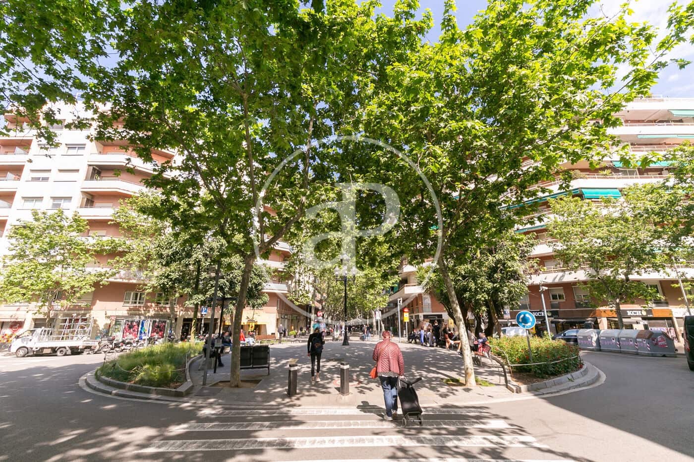 2 slaapkamer Appartement te huur in Barcelona stad - € 2.130 (Ref: 9362626)