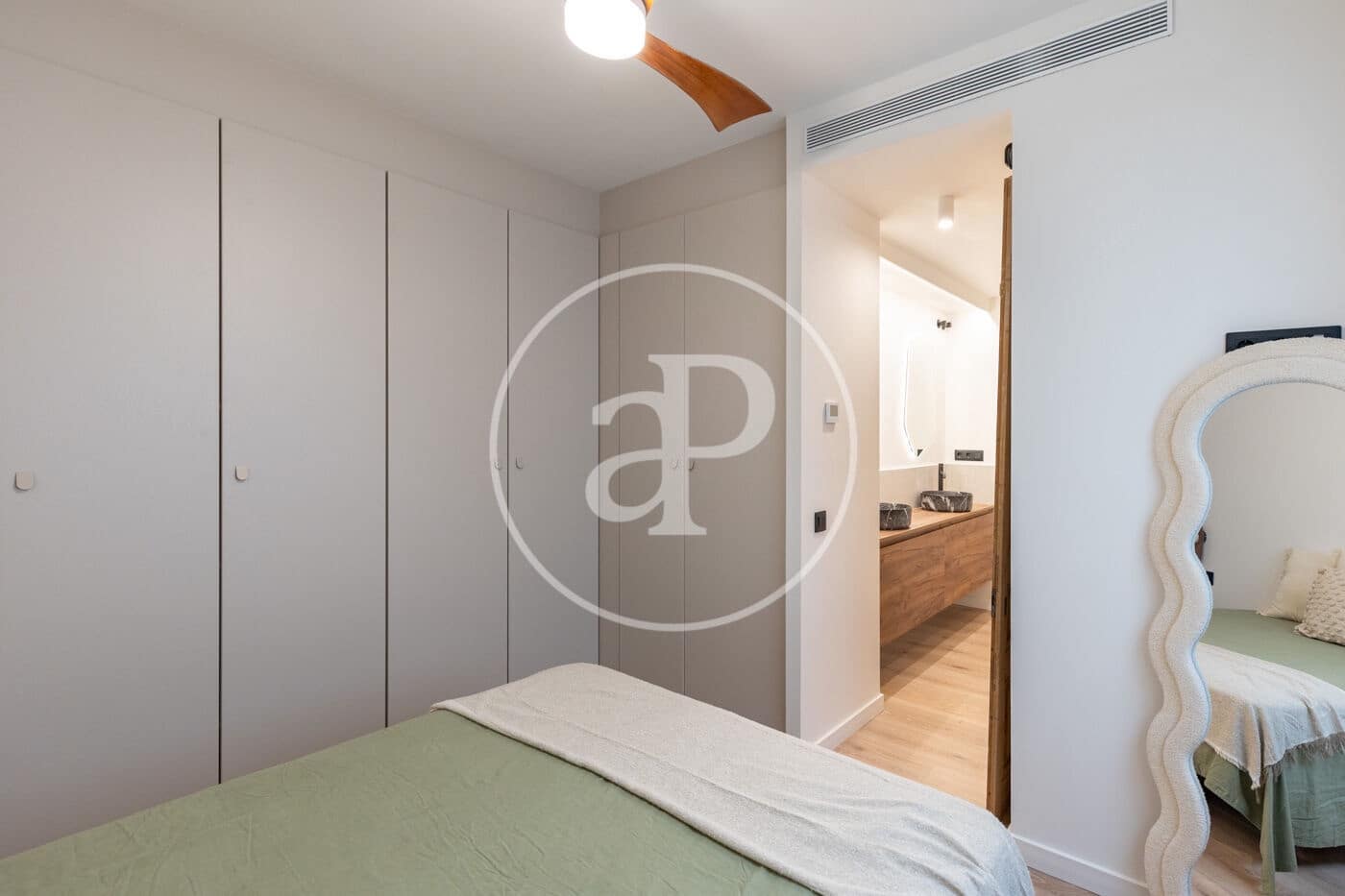 3 soverom Leilighet til salgs i Barcelona by - € 995 000 (Ref: 9367488)